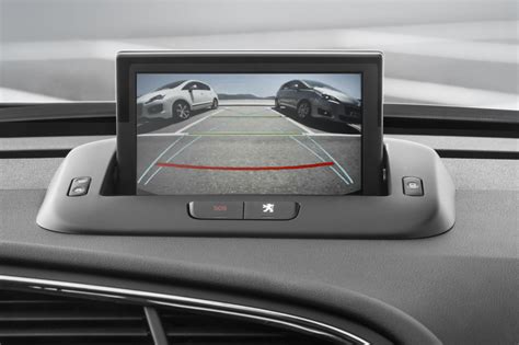 Telecamera posteriore Peugeot 5008 in azione