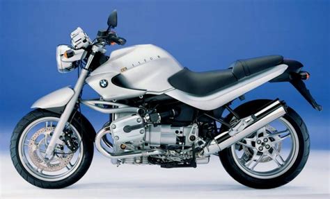 BMW R1150R vista laterale con focus sull'ammortizzatore posteriore