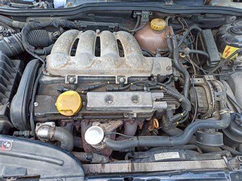 Dettaglio del motore 1.4 16V della Opel Tigra