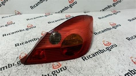 Dettaglio del faro posteriore della Opel Tigra