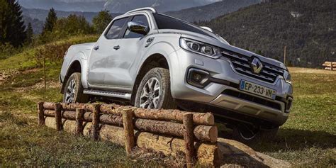 Renault Alaskan in fuoristrada