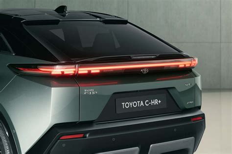 Interni Toyota C-HR+