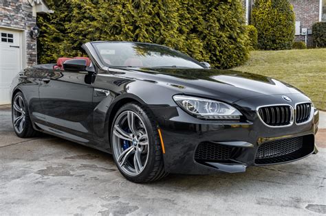 BMW M6 Cabrio in pista