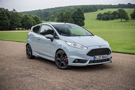 Ford Fiesta ST200 in azione