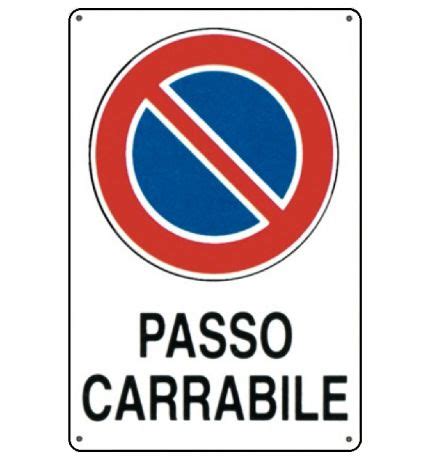 Schema di passo carrabile e area di divieto di sosta