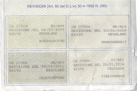 Documento di revisione auto con esito