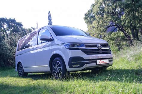 Volkswagen Caravelle in versione camperizzata