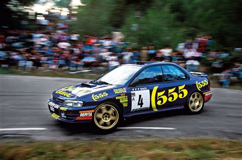 Subaru Impreza 555 in azione nel rally
