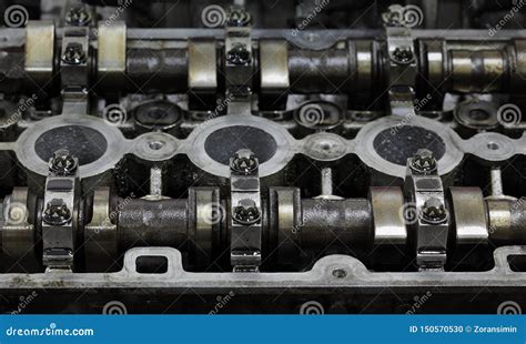 Componenti motore automobilistico