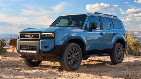 Toyota Land Cruiser in ambiente naturale