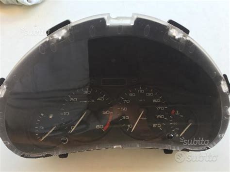 Cruscotto Peugeot 206 con messaggio di errore