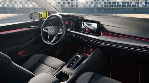 Interni Volkswagen Golf 8