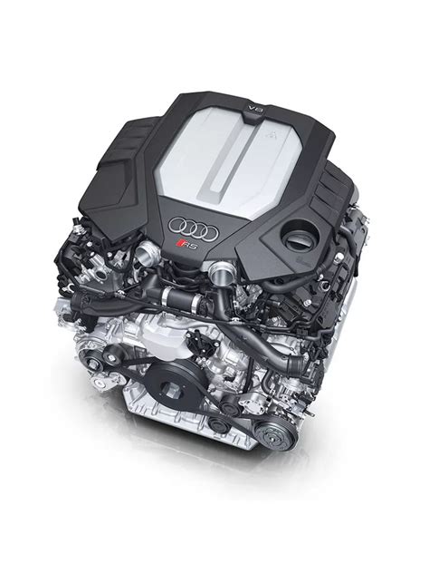 Dettaglio del motore V8 di un'Audi RS 6 Avant