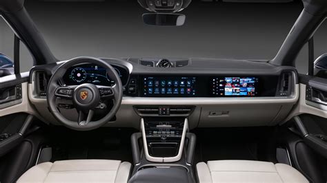 Dettaglio del volante multifunzione Porsche Cayenne