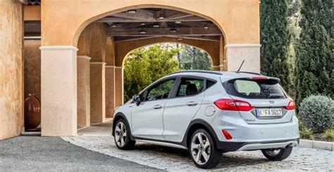 Ford Fiesta Active con assetto rialzato