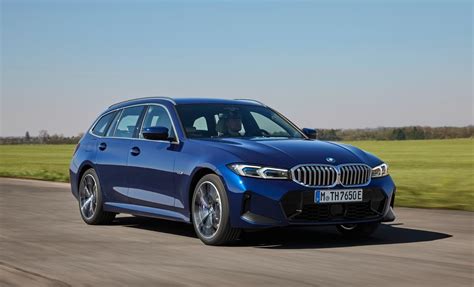 BMW Serie 3 Touring M Sport bagagliaio con binari