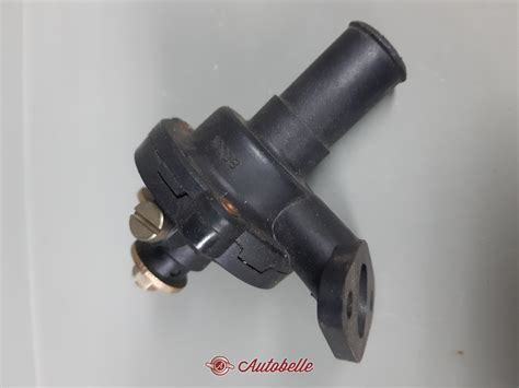 Rubinetto riscaldamento auto con tubi