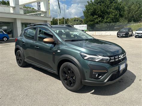 Dacia Sandero allestimento Extreme Up con cerchi in lega