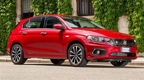 Schema dimensioni delle tre versioni della Fiat Tipo