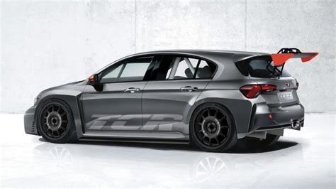 Fiat Tipo TCR in pista