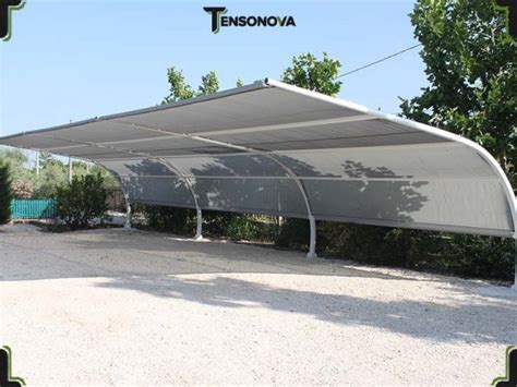 Struttura di una pensilina ombreggiante