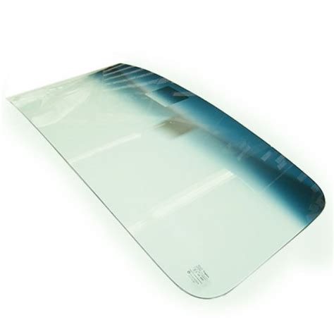 Parabrezza con fascia parasole