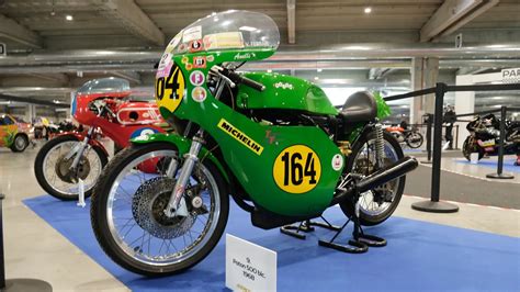 Moto Cagiva da competizione in azione