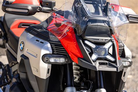 Dettaglio fanale anteriore BMW R 1300 GS