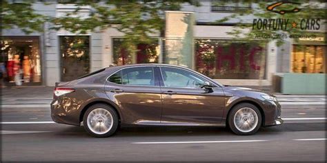 Toyota Camry su strada europea