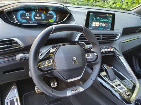 Cruscotto digitale configurabile Peugeot 3008