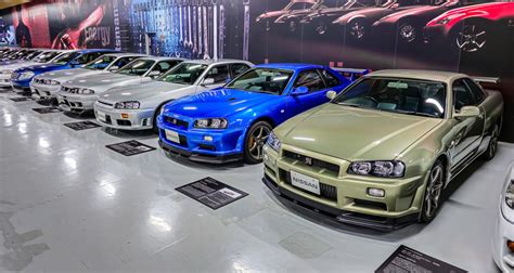 Esterno della Nissan Heritage Collection a Zama, Giappone