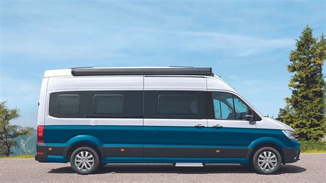 Volkswagen Grand California esterno