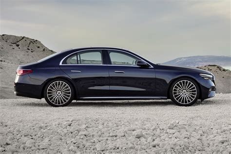 Mercedes Classe A panoramica frontale e laterale