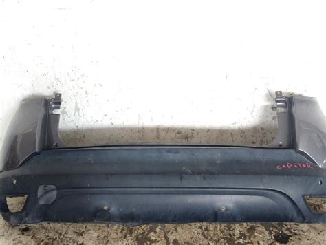 Dettaglio del paraurti in poliestere della Renault 5 originale