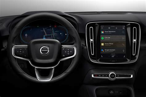 Interni Volvo XC40 infotainment