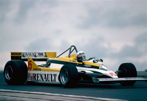 Renault RE30 F1 car side profile