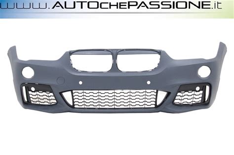 Dettaglio delle griglie del paraurti M Sport