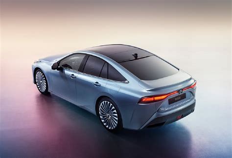 Toyota Mirai profilo