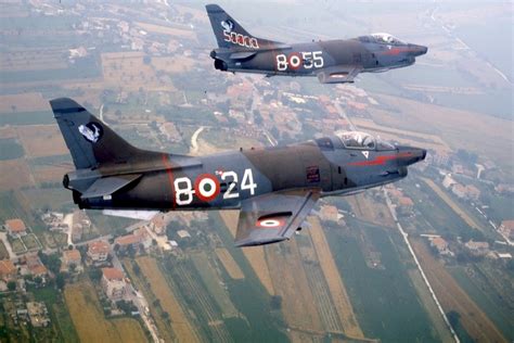 Fiat G.91 in volo