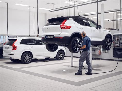 Volvo service center