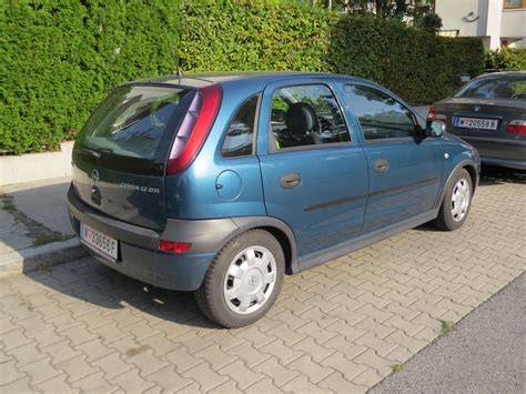 Opel Corsa C a 5 porte