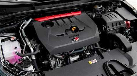 Dettagli del motore tre cilindri turbo della GR Yaris
