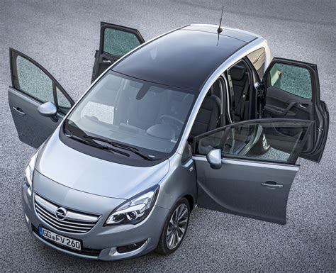 Opel Meriva B interni con FlexDoors