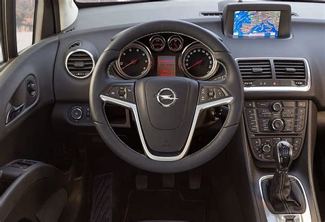 Opel Meriva B interni con FlexiRail