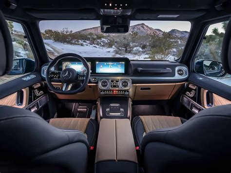 Interni lussuosi della Mercedes Classe G 350 BlueTEC