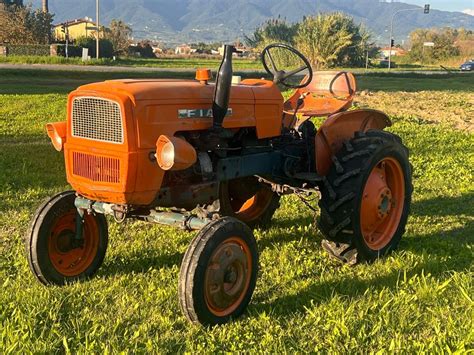 Trattore agricolo Fiat 312 R