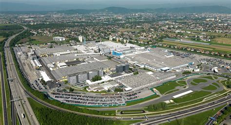 Fabbrica Magna Steyr di Graz