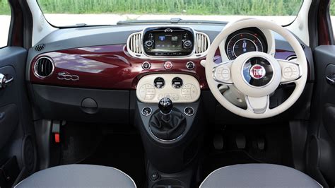 Fiat 500 interni rosa