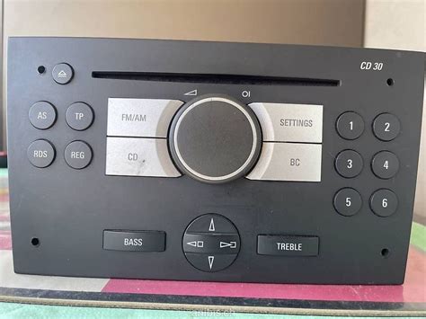 Esempio autoradio Opel CD30