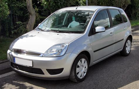 Ford Fiesta V (2002-2008) interni